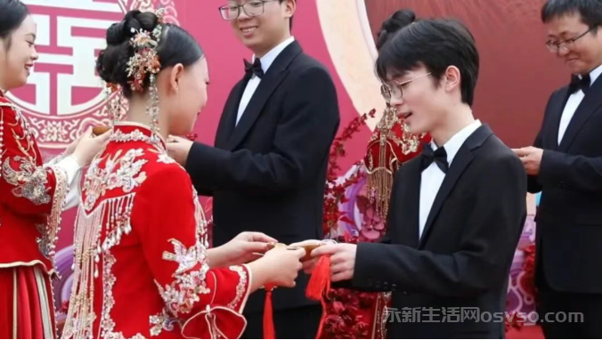 永新16对新人共赴集体婚礼 移风易俗新风尚入人心