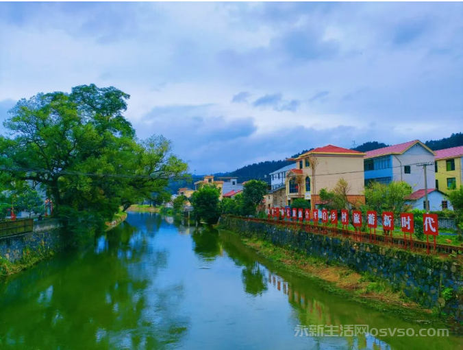 永新县作家协会开展“追寻红色足迹”主题采风活动图2