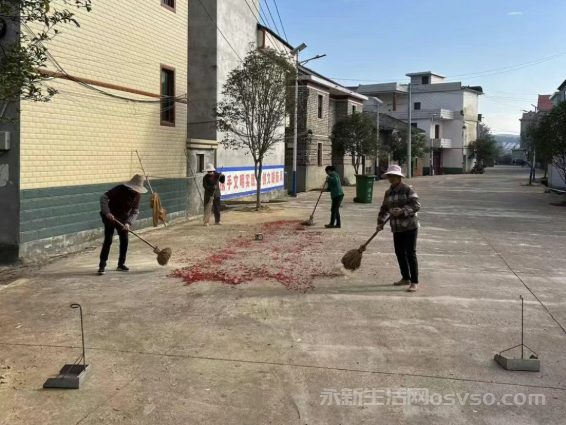 莲洲乡:人居环境整治 保洁员“在行动”