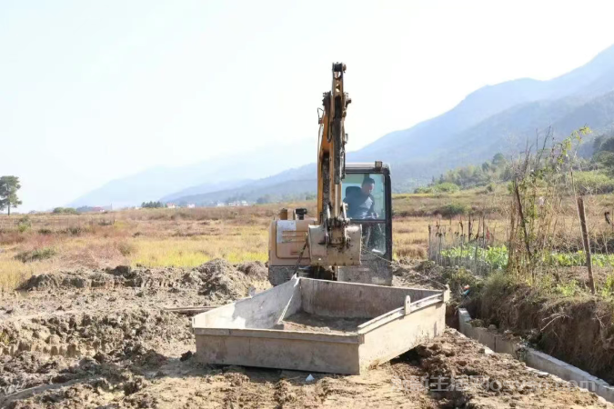 永新县龙源口镇:田成方渠相连焕新颜 强监督重管护固根基