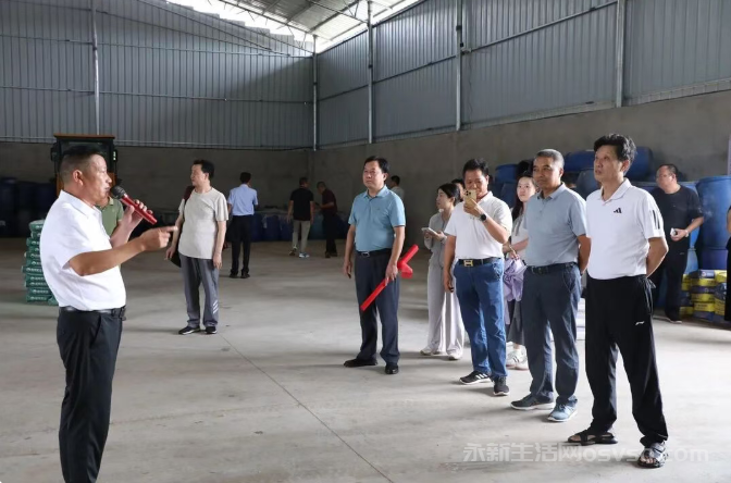 永新莲洲乡：观摩学习促提升 共探肉牛产业发展新路径图1