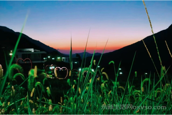 永新：山村晚霞映秋色